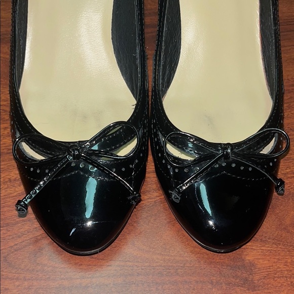 Kate Spade Patented Leather Black 3 Inch Heel with Bow and Cut Out Detailing - Picture 7 of 9